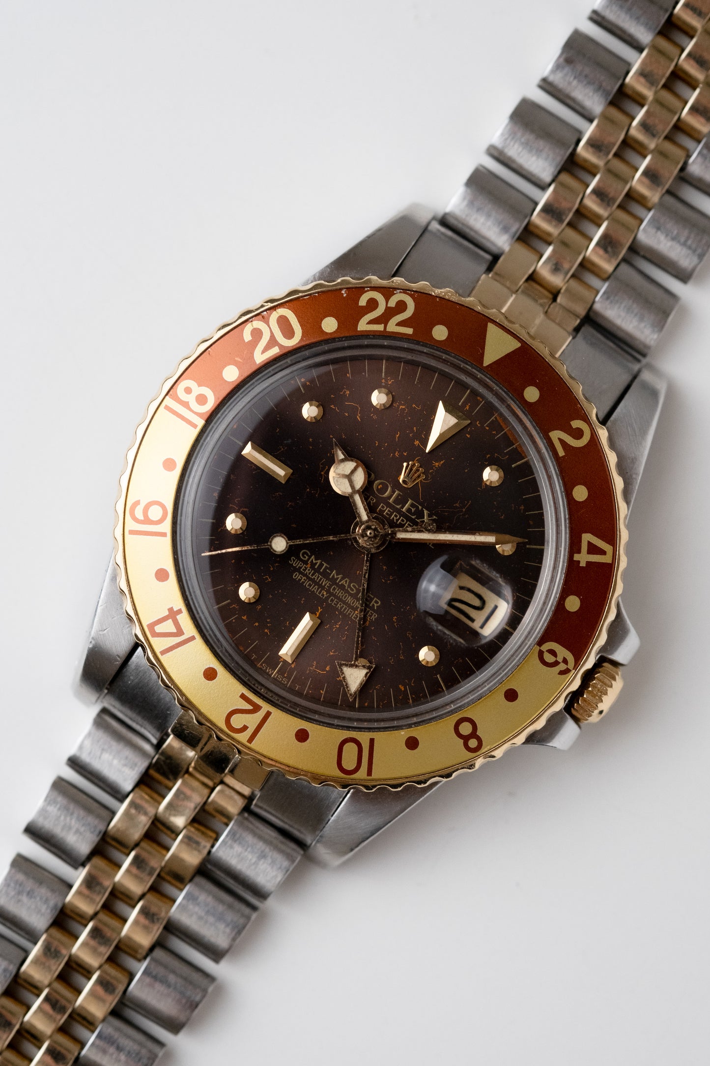 ROLEX GMT Ref. 1675 Tiger Eye Root Beer Nipple Dial (1979)