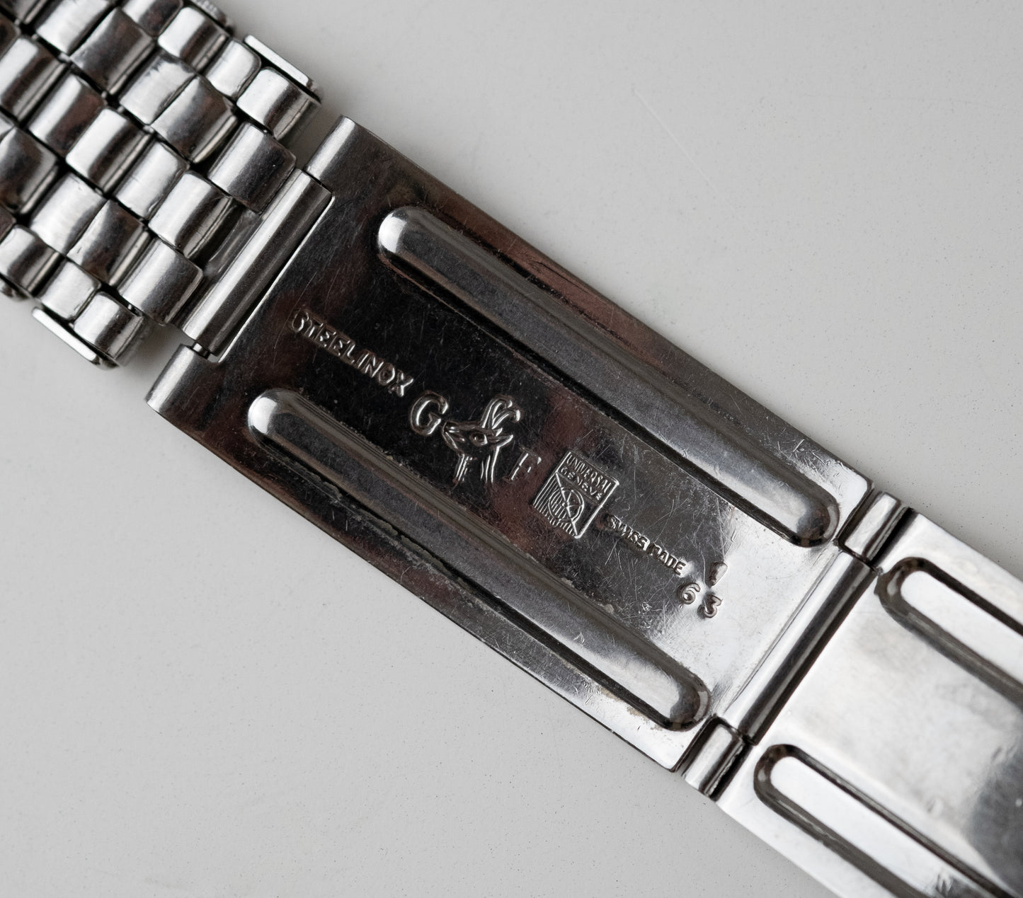 UNIVERSAL GENEVE Polerouter Sub Ref. 869109/01 (1960)