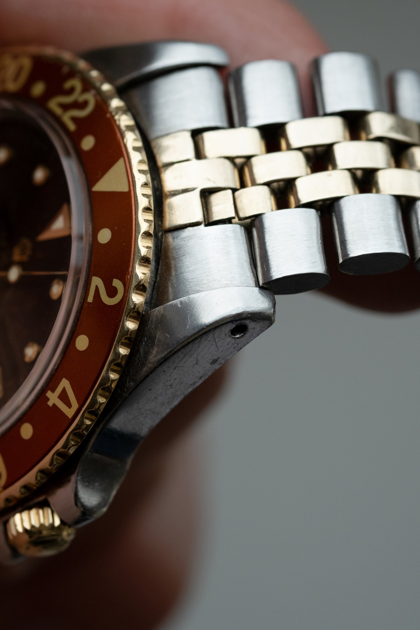 ROLEX GMT Ref. 1675 Tiger Eye Root Beer Nipple Dial (1979)