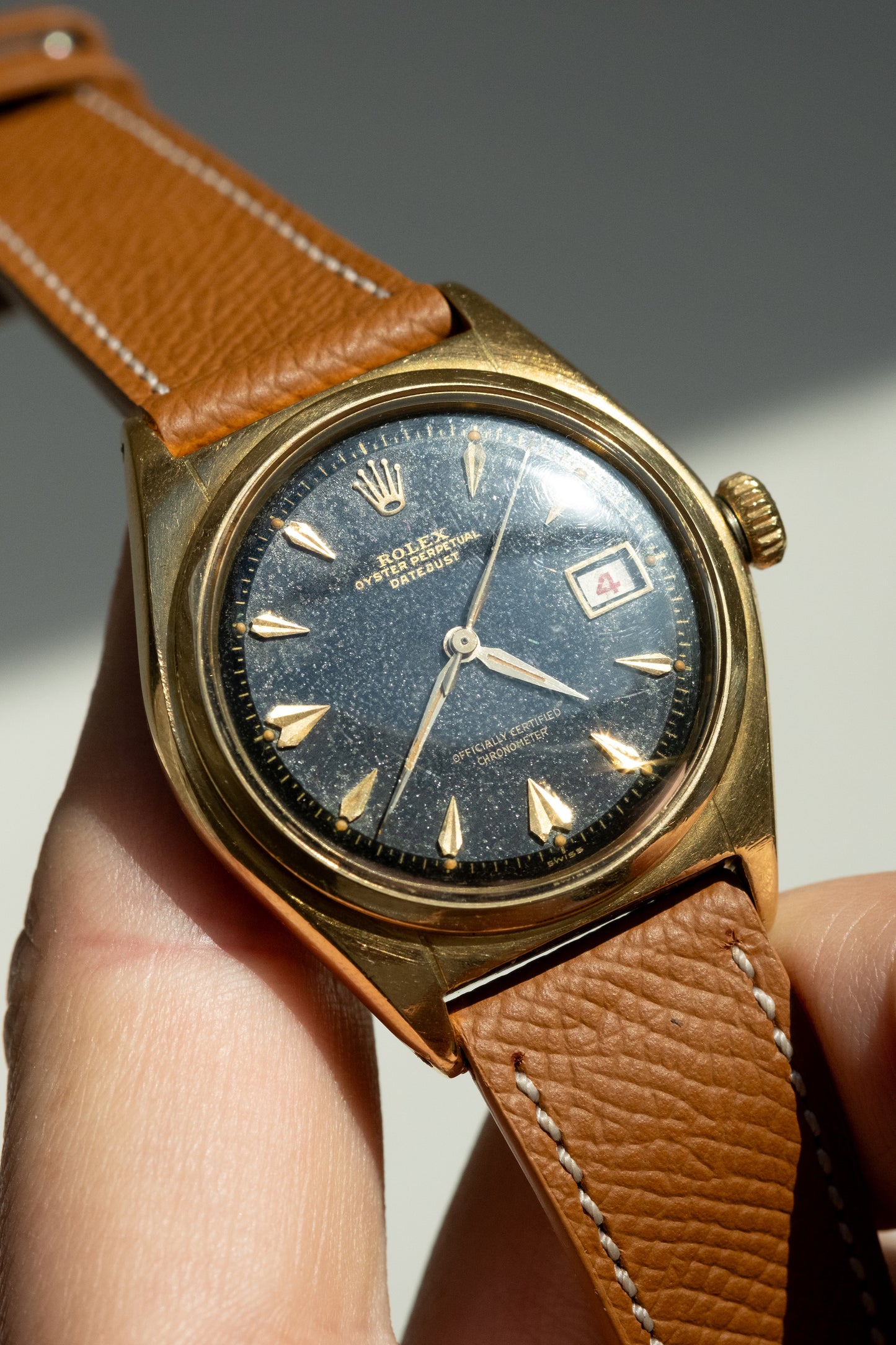 ROLEX Oyster Perpetual "Ovettone" Datejust Big Bubbleback Ref. 5030 (1949)