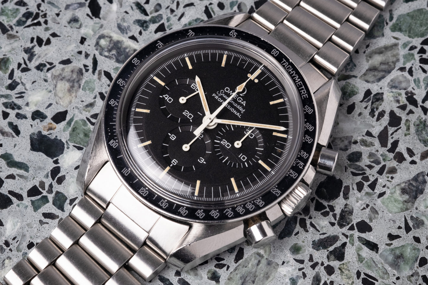 OMEGA Speedmaster Professional Moonwatch Straight Writing Ref. 145.022 69 ST (1971)