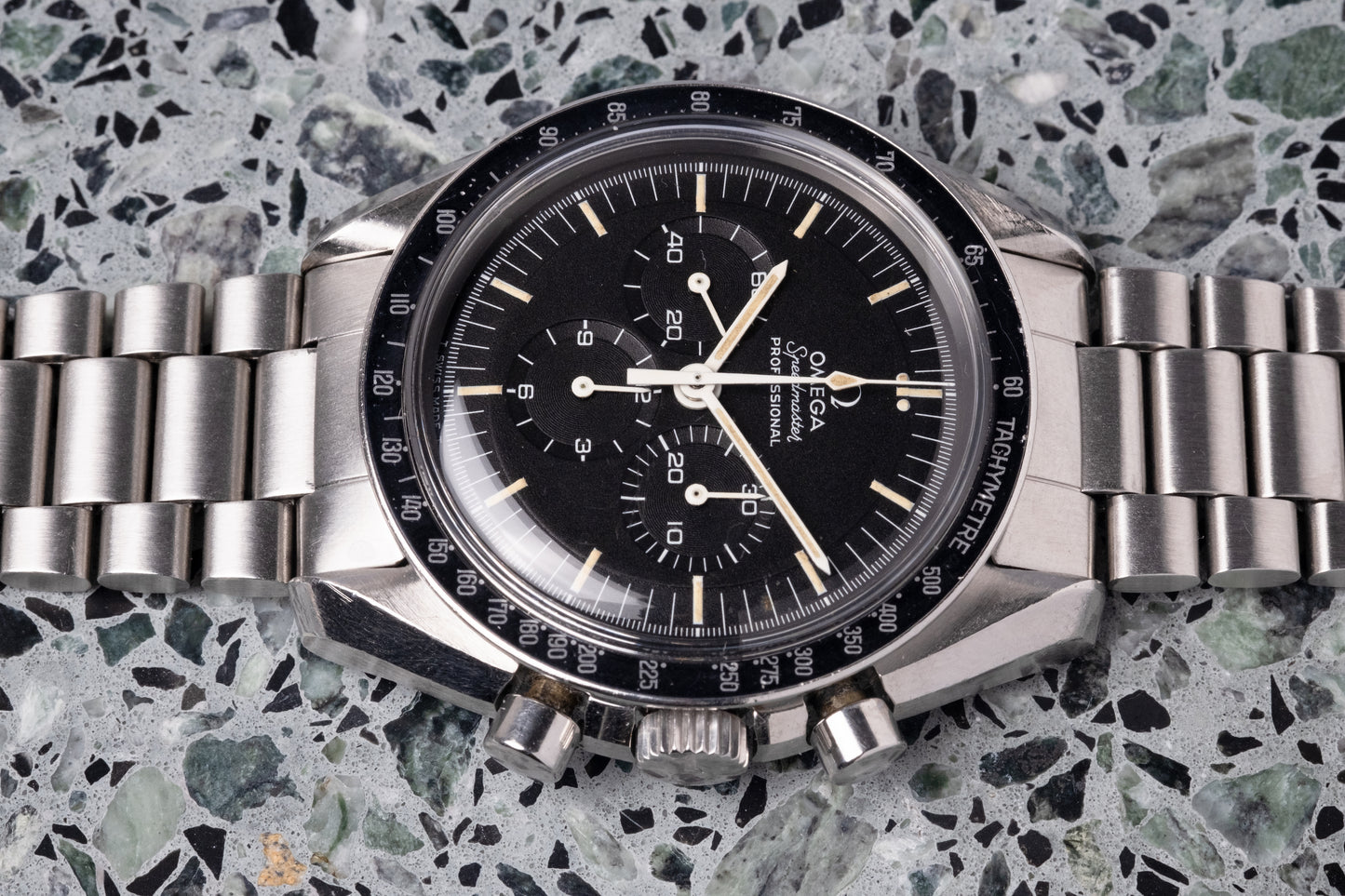 OMEGA Speedmaster Professional Moonwatch Straight Writing Ref. 145.022 69 ST (1971)