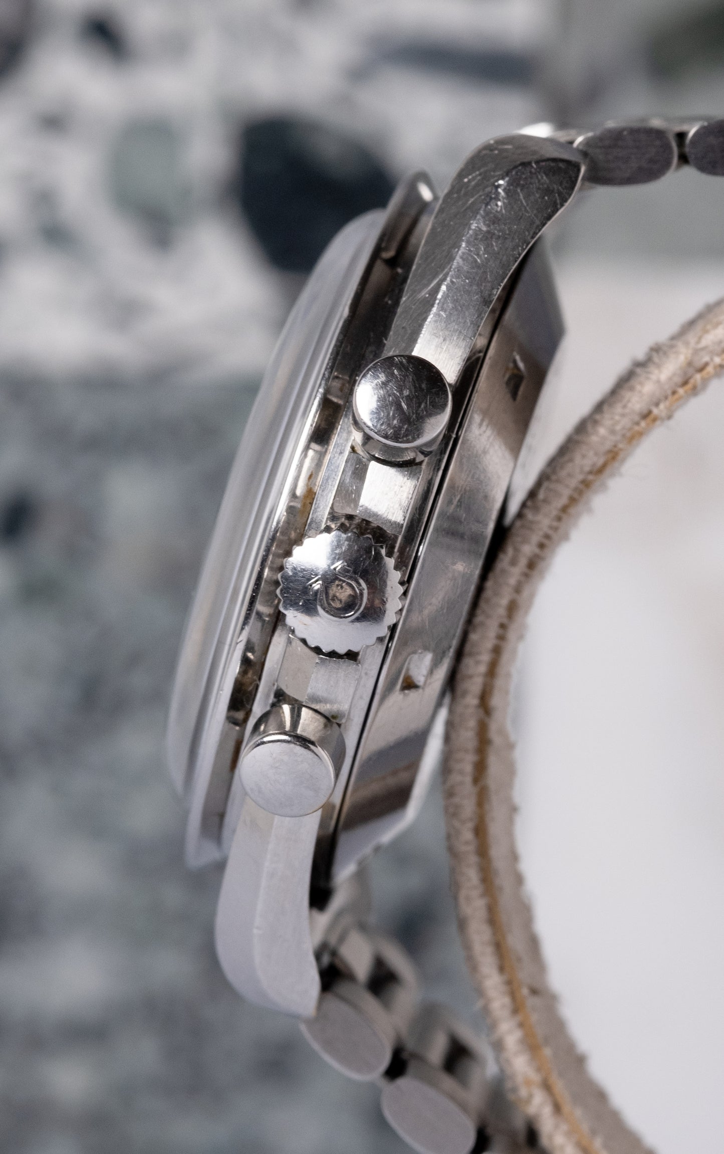 OMEGA Speedmaster Professional Moonwatch Straight Writing Ref. 145.022 69 ST (1971)