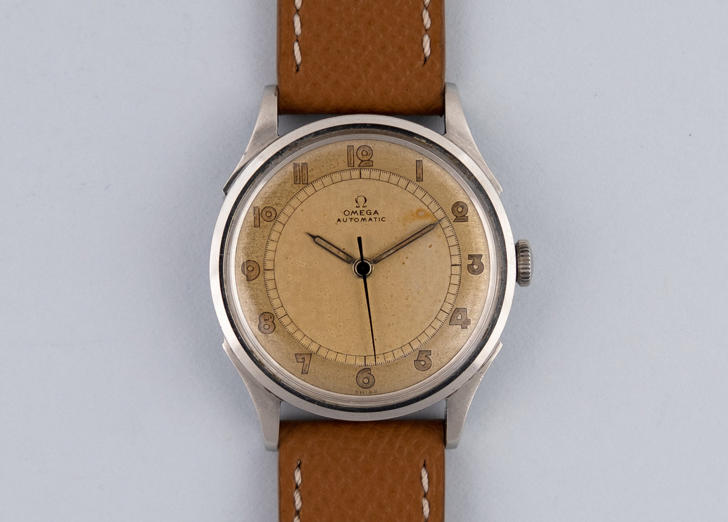 OMEGA Automatic Bumper Ref 2438-1 (1944)