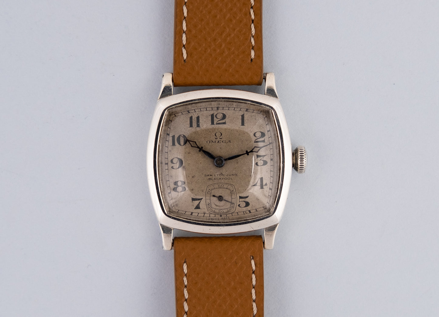 OMEGA Silver Cushion Art Deco numerals cal. 26.5 (1923)