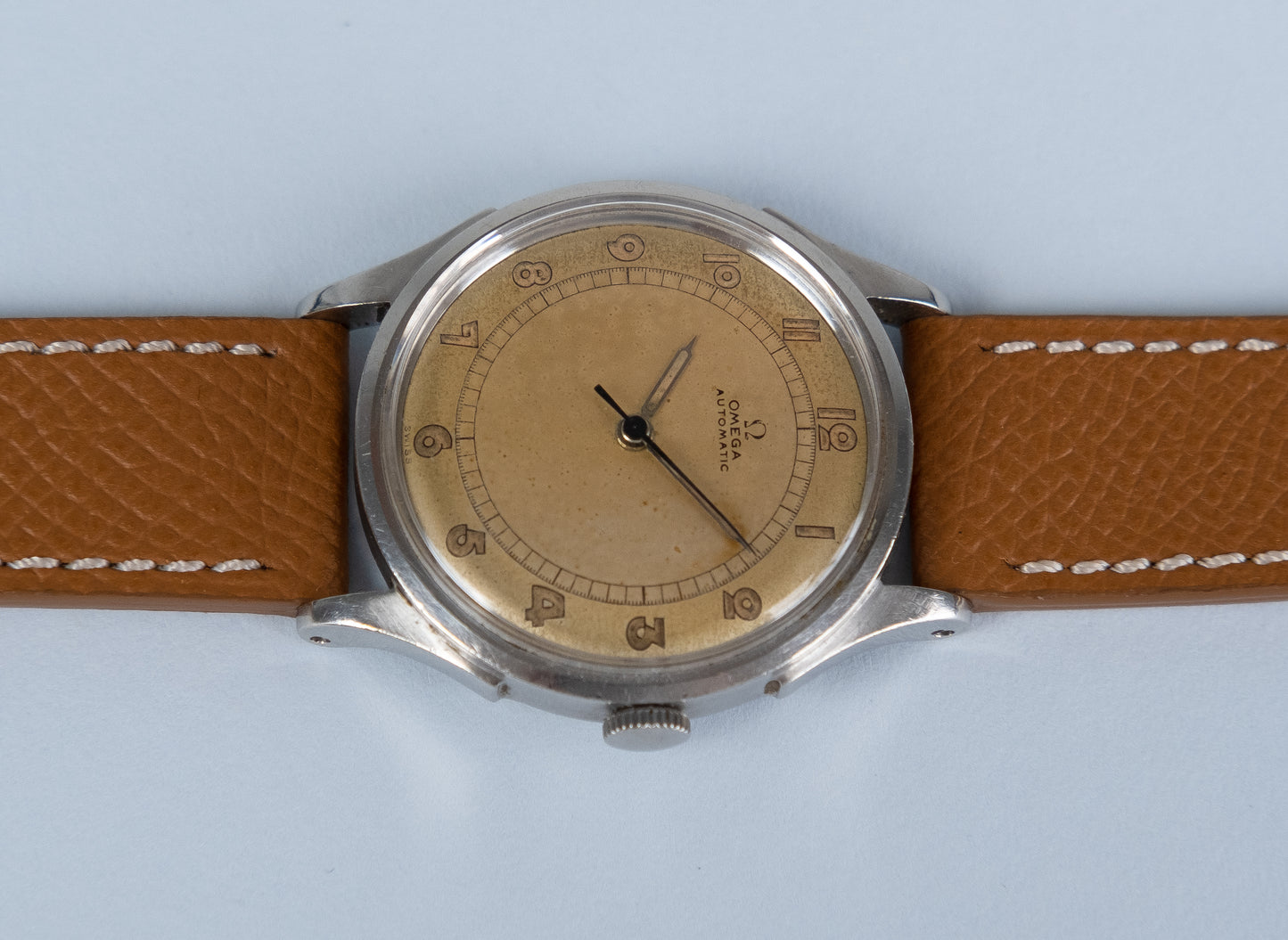OMEGA Automatic Bumper Ref 2438-1 (1944)