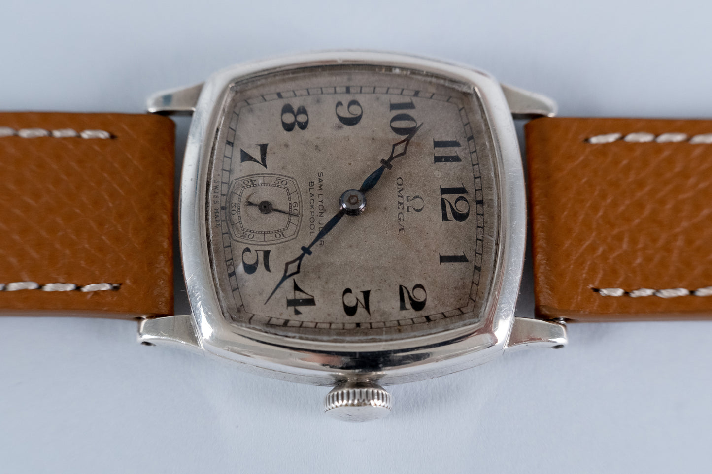 OMEGA Silver Cushion Art Deco numerals cal. 26.5 (1923)
