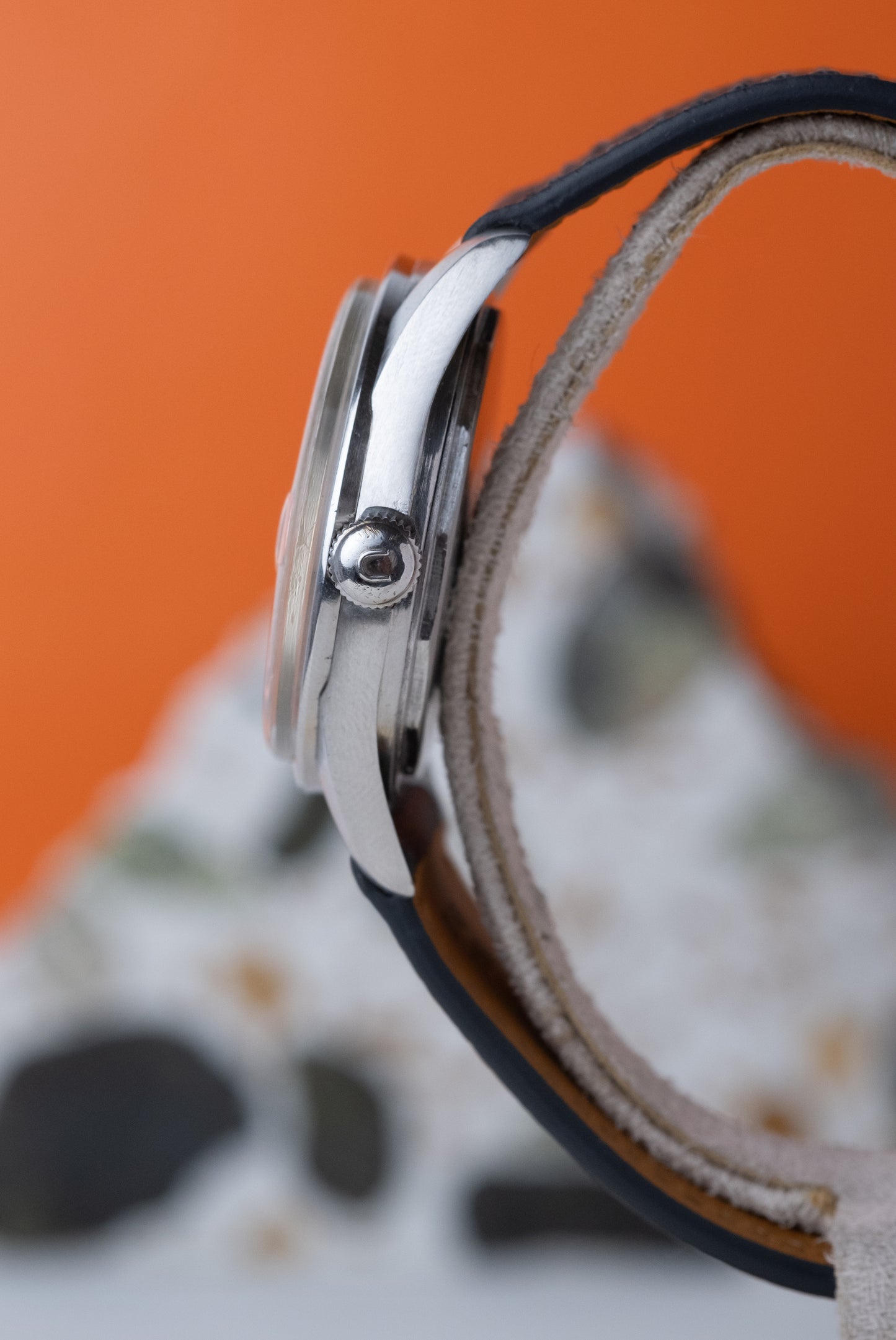 UNIVERSAL GENEVE Polerouter Super Tropical Dial Ref. 869112 / 26 (1966)