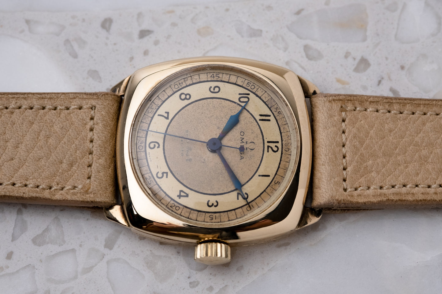 OMEGA 9ct Cushion Case Cal. 23.4 SC (1935)