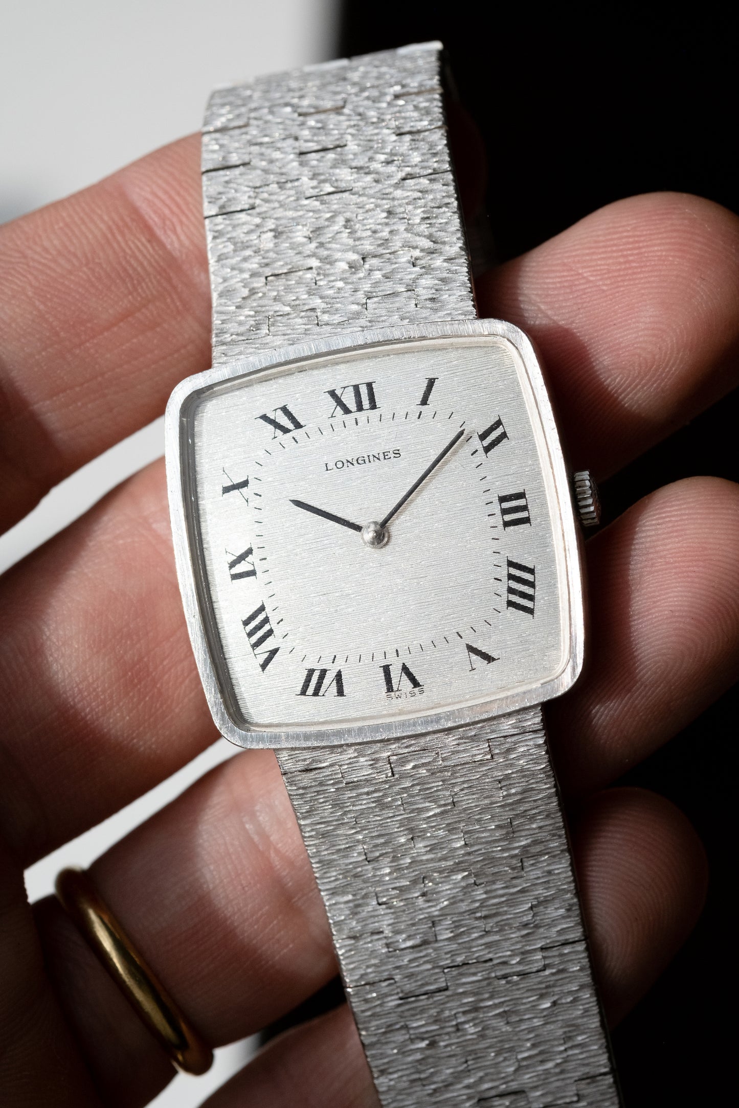 LONGINES 925 Silver TV Dial Manual Wind Box and Papers (1975)