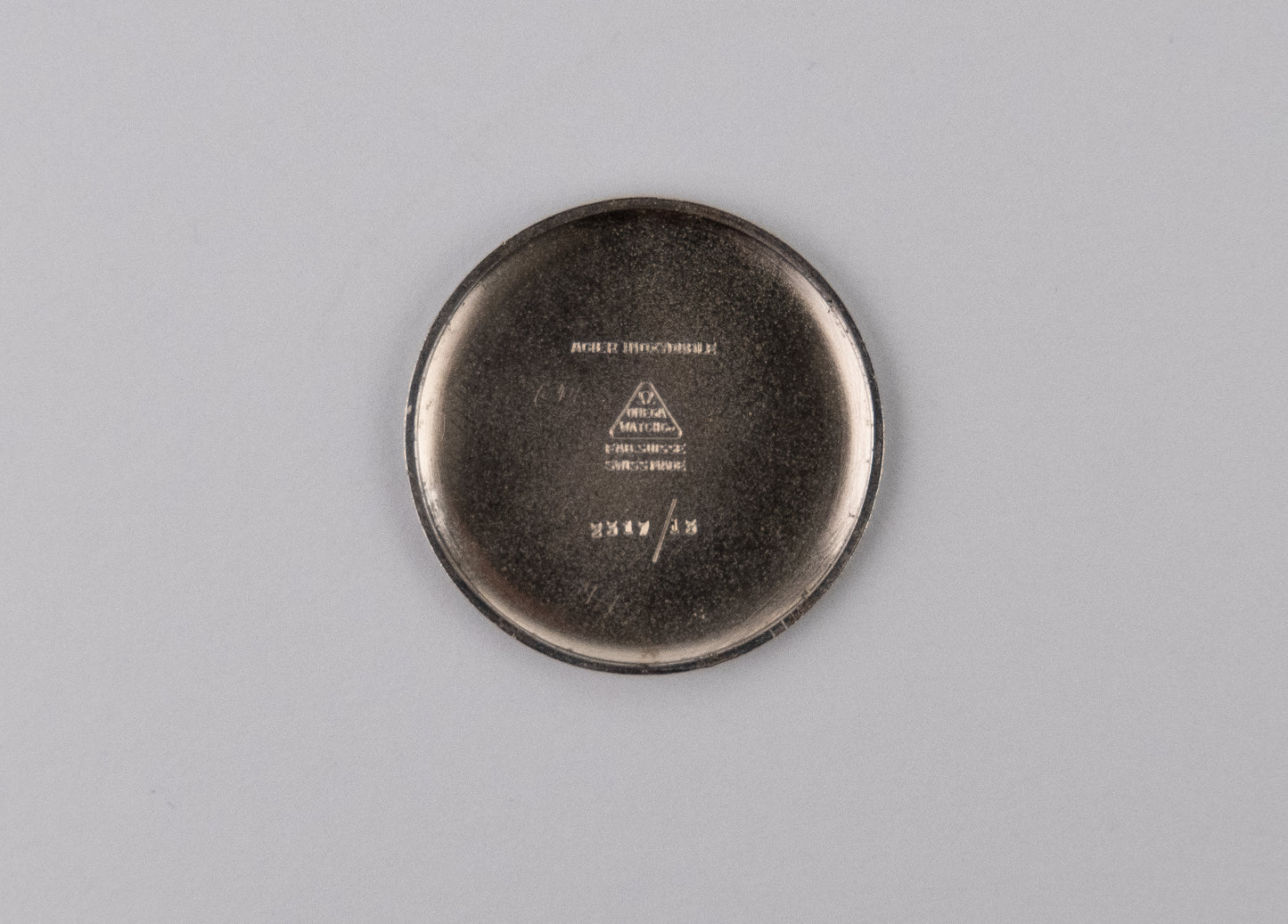 OMEGA 30.T2 Two-Tone dial ref 2317/15 (1946)