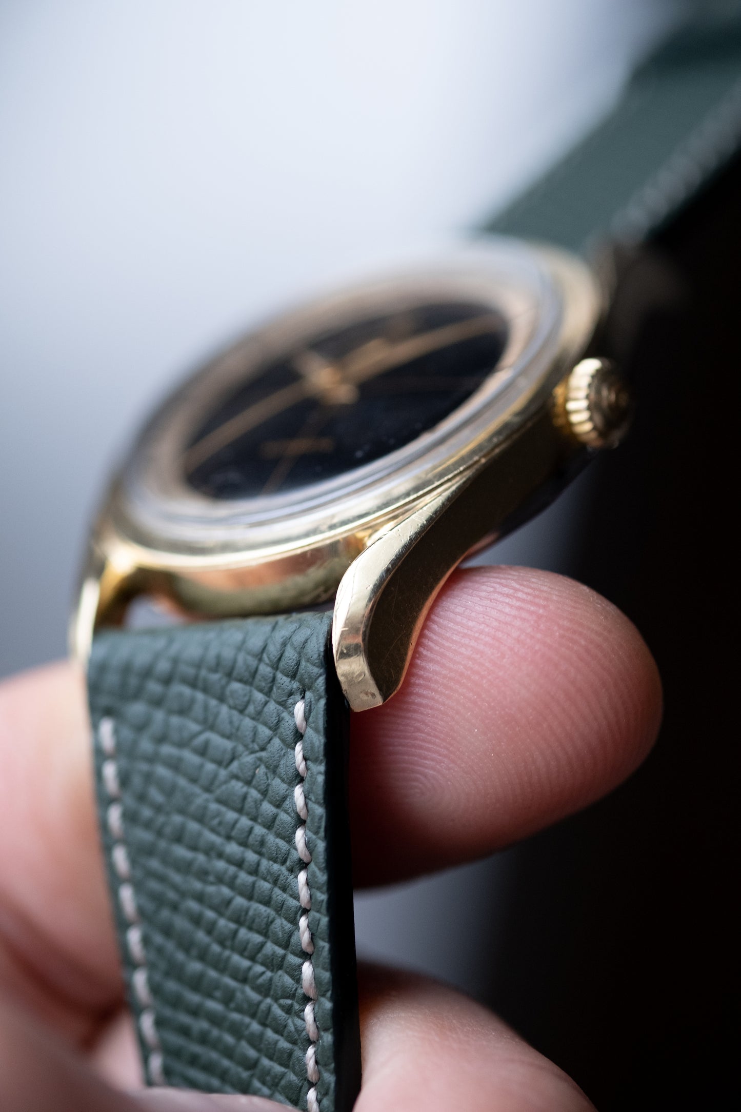 UNIVERSAL GENEVE Automatic Polerouter Gold Capped Gloss Black Ref. 138SS (c. 1960)