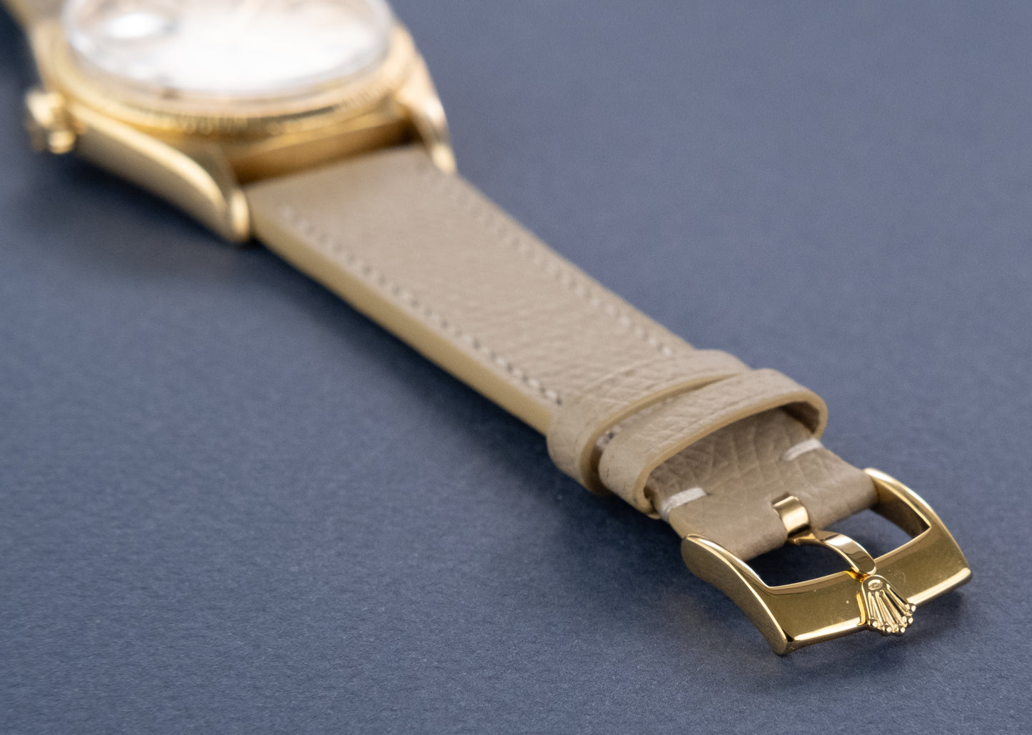 ROLEX Oyster Perpetual 18 ct. Gold Day Date Ref 1807 "Bark Bezel" (1978)