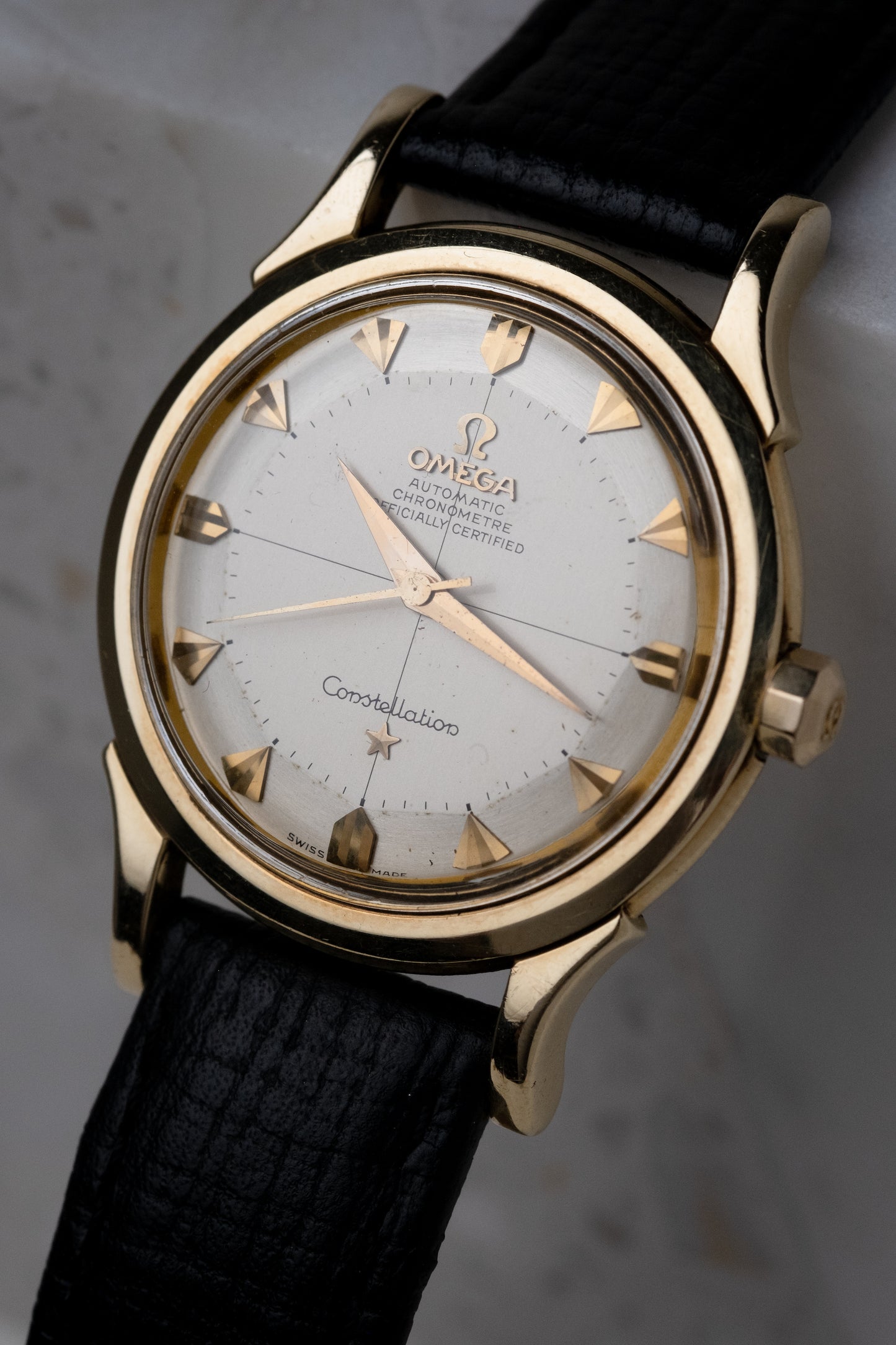 OMEGA Constellation Solid 14k Gold Ref. 2852 SC Arrowhead Marker Pie Pan Dial (1958)