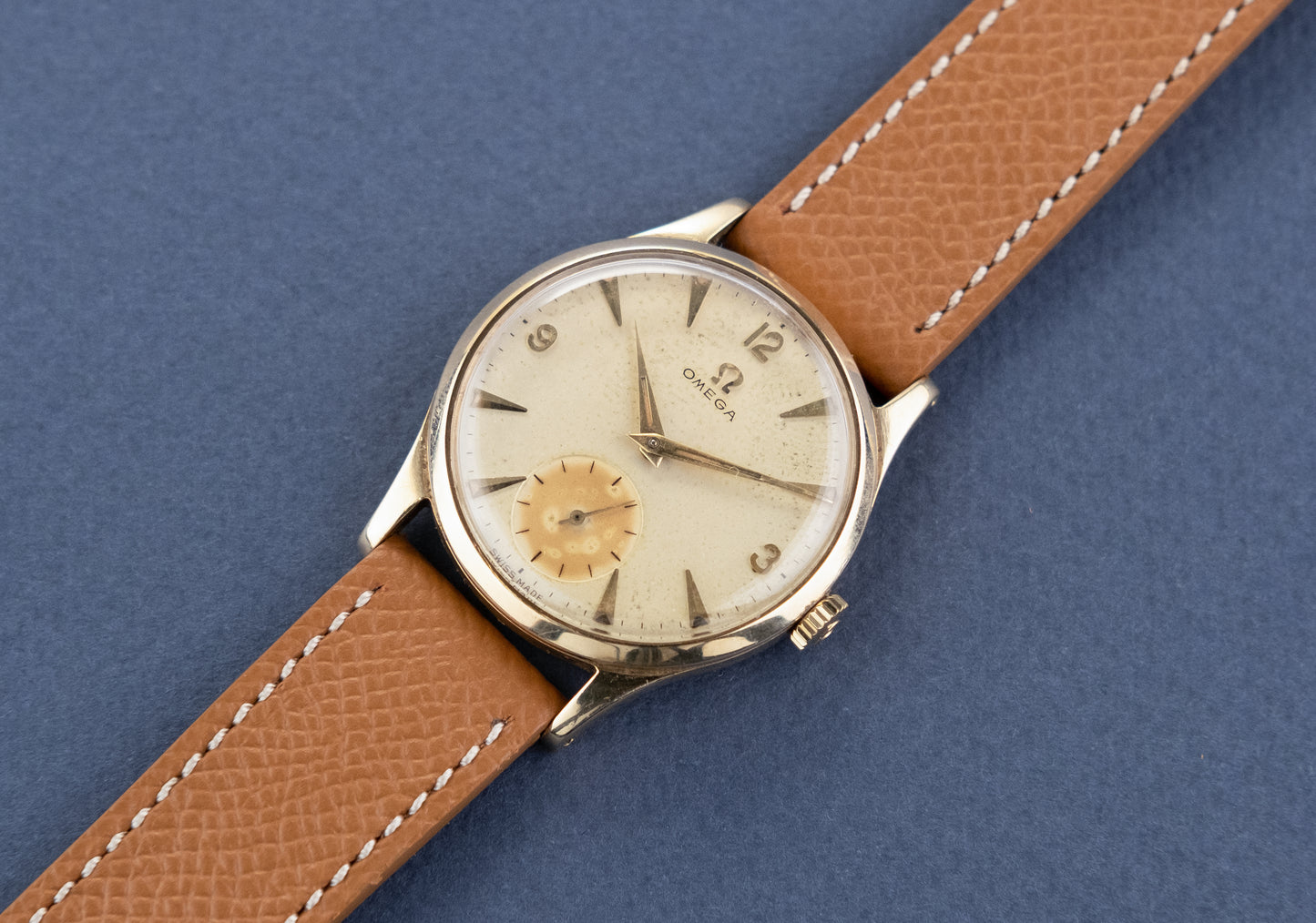 OMEGA Gold Sub Second Cal. 266 (1952)