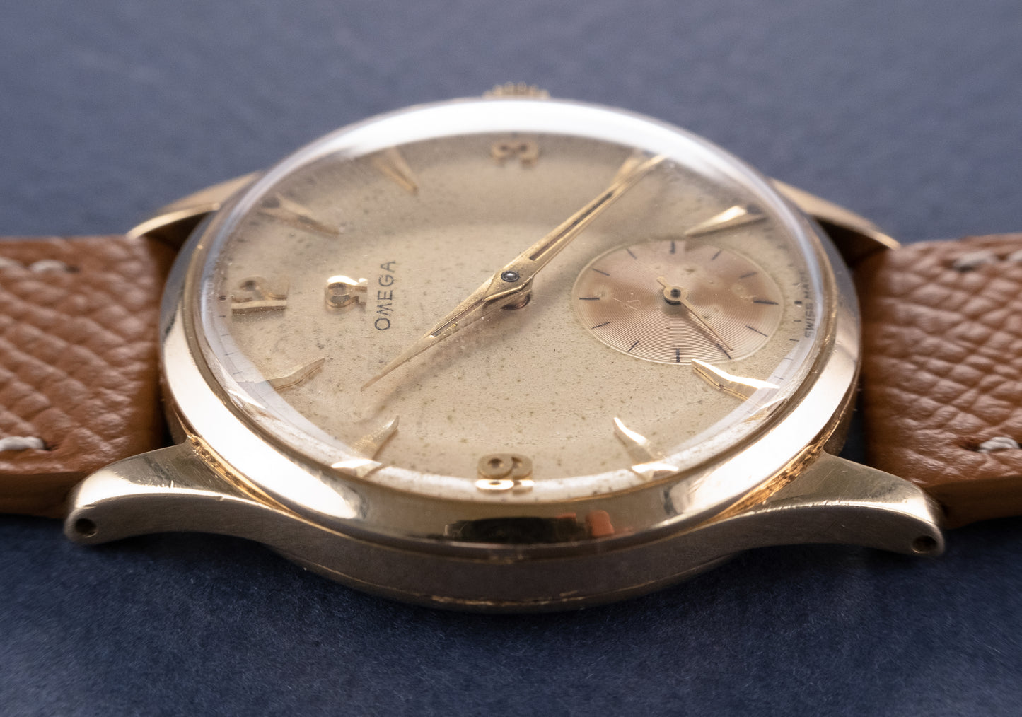 OMEGA Gold Sub Second Cal. 266 (1952)