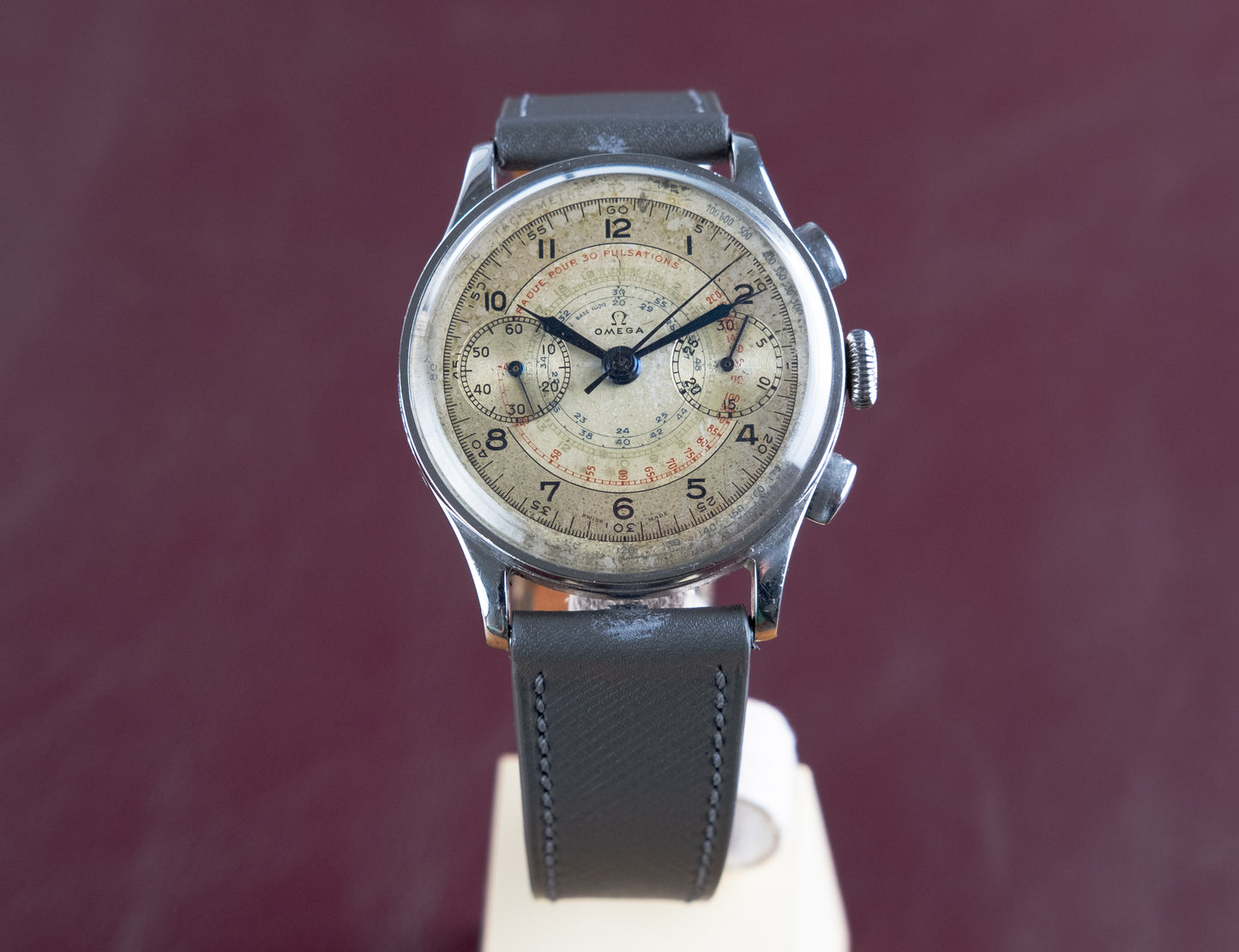 OMEGA Cal. 33.3 Chronograph (1940)
