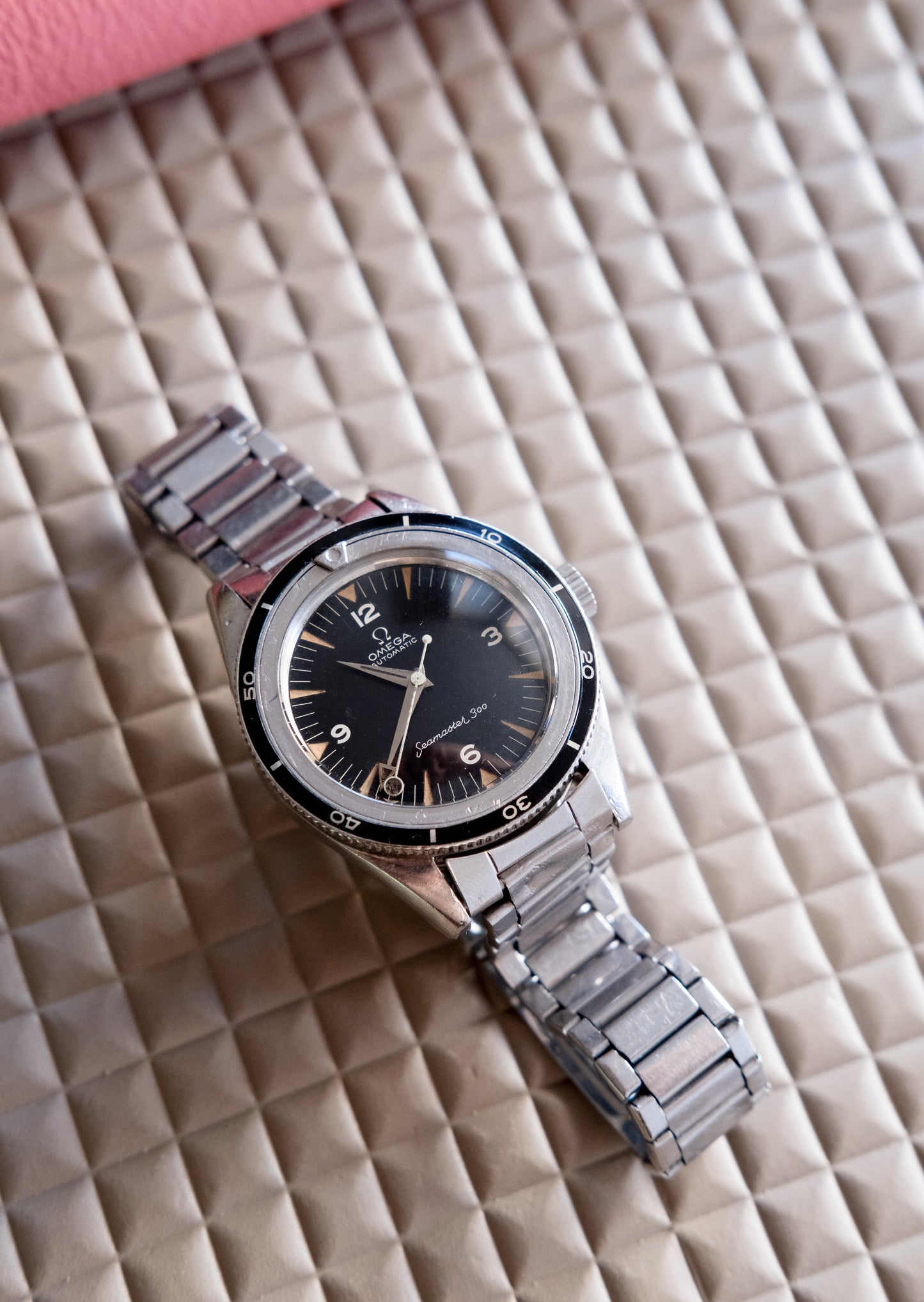 OMEGA Seamaster 300 Ref. CK 2913 - 8 SC (1961)
