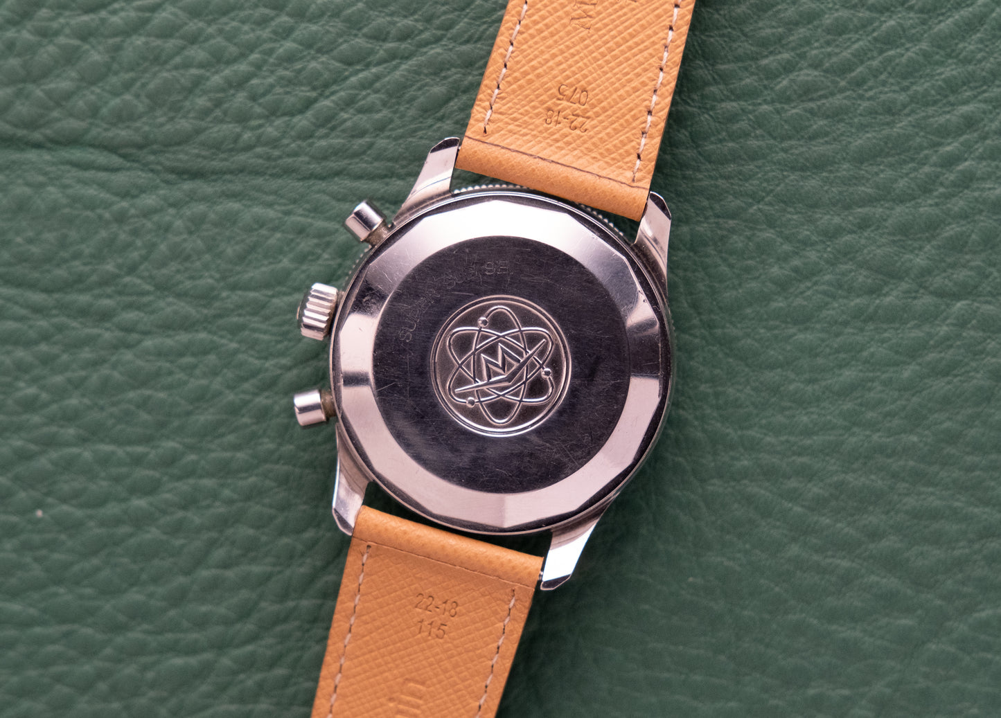 MOVADO Super Sub Sea Diver Reverse Panda Dial Chronograph 206-704-501 (c. 1960s)