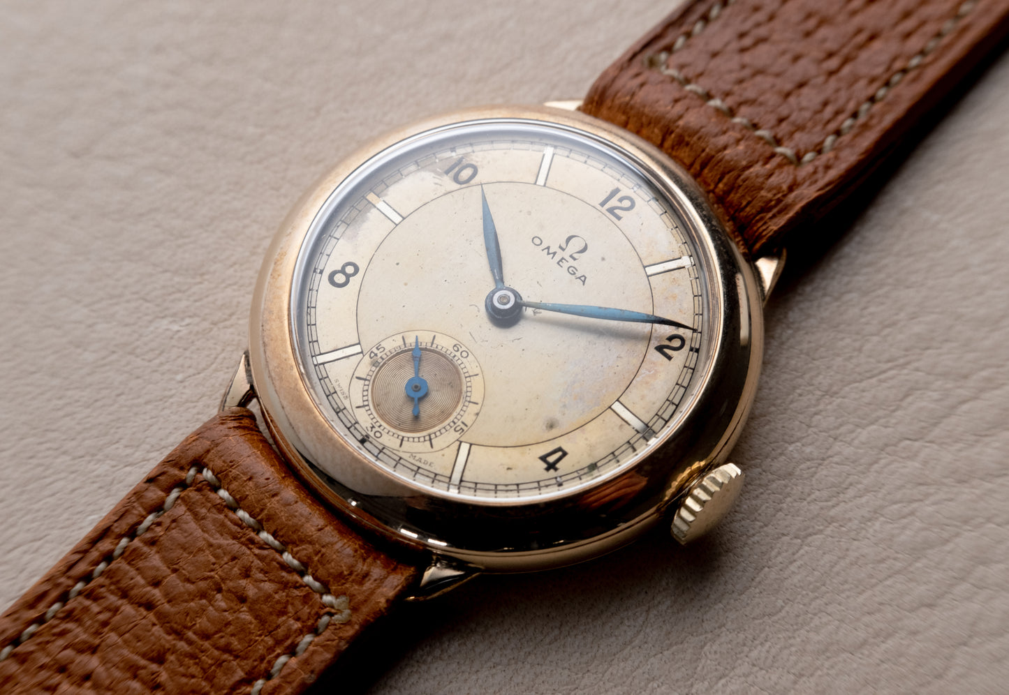 OMEGA Two Tone Sector Dial Art Deco 9ct Gold Cal. 26.5 SOB T2 (1937)