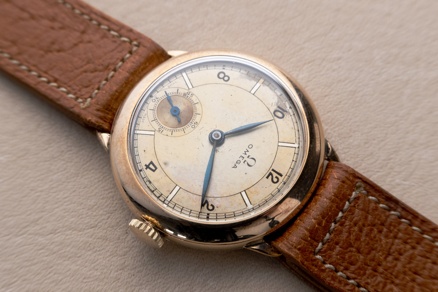 OMEGA Two Tone Sector Dial Art Deco 9ct Gold Cal. 26.5 SOB T2 (1937)