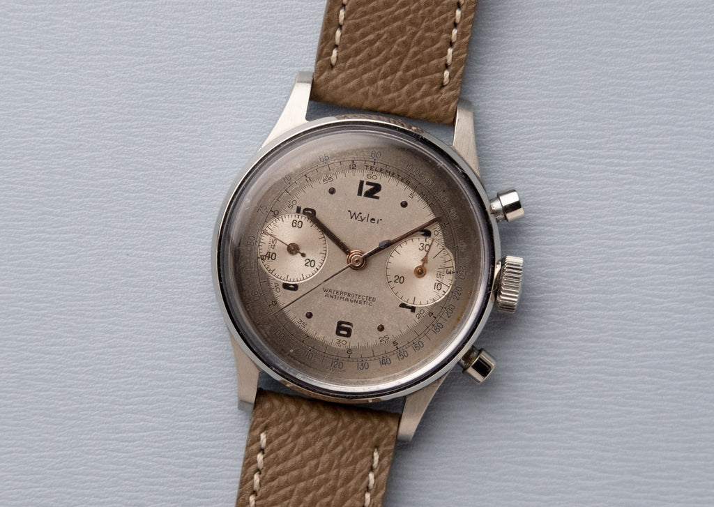 WYLER "Clamshell" Chronograph (c. 1948)