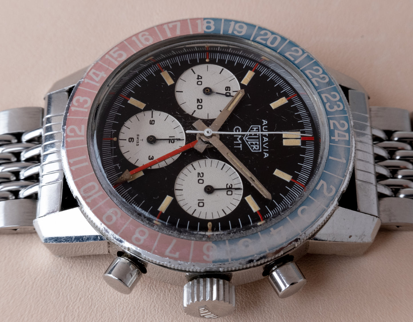 HEUER Autavia GMT Ref. 2446C Valjoux 72C (1969)