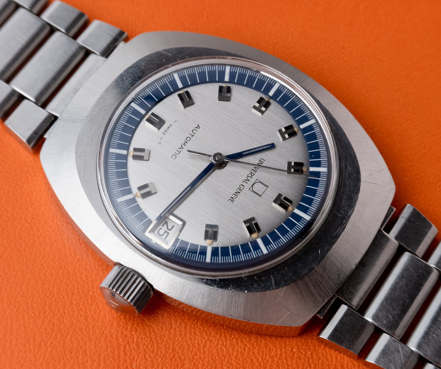 UNIVERSAL GENEVE Exotic Polerouter III Ref. 869125 (1970)