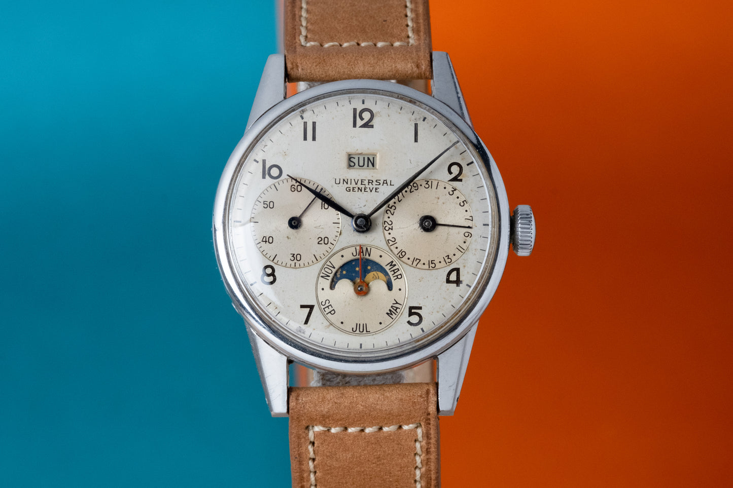 UNIVERSAL GENEVE Triple Calendar Moonphase Ref. 21308 Calibre 291 (1945)