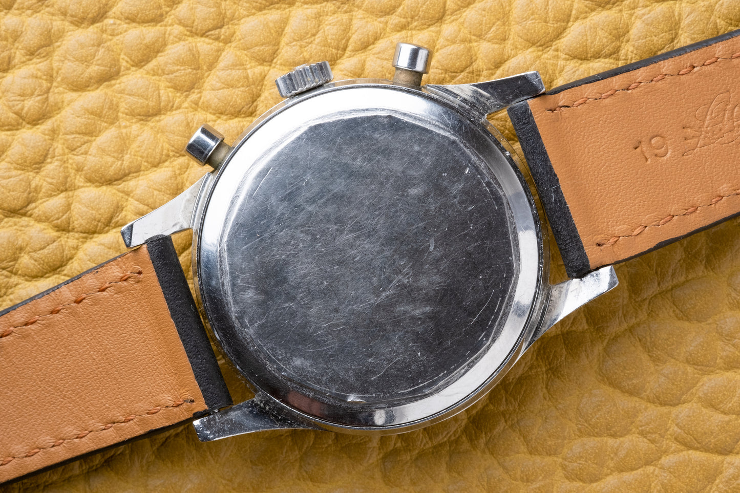HEUER 3336N Big Eye Chronograph Gloss Black dial (c. 1955)