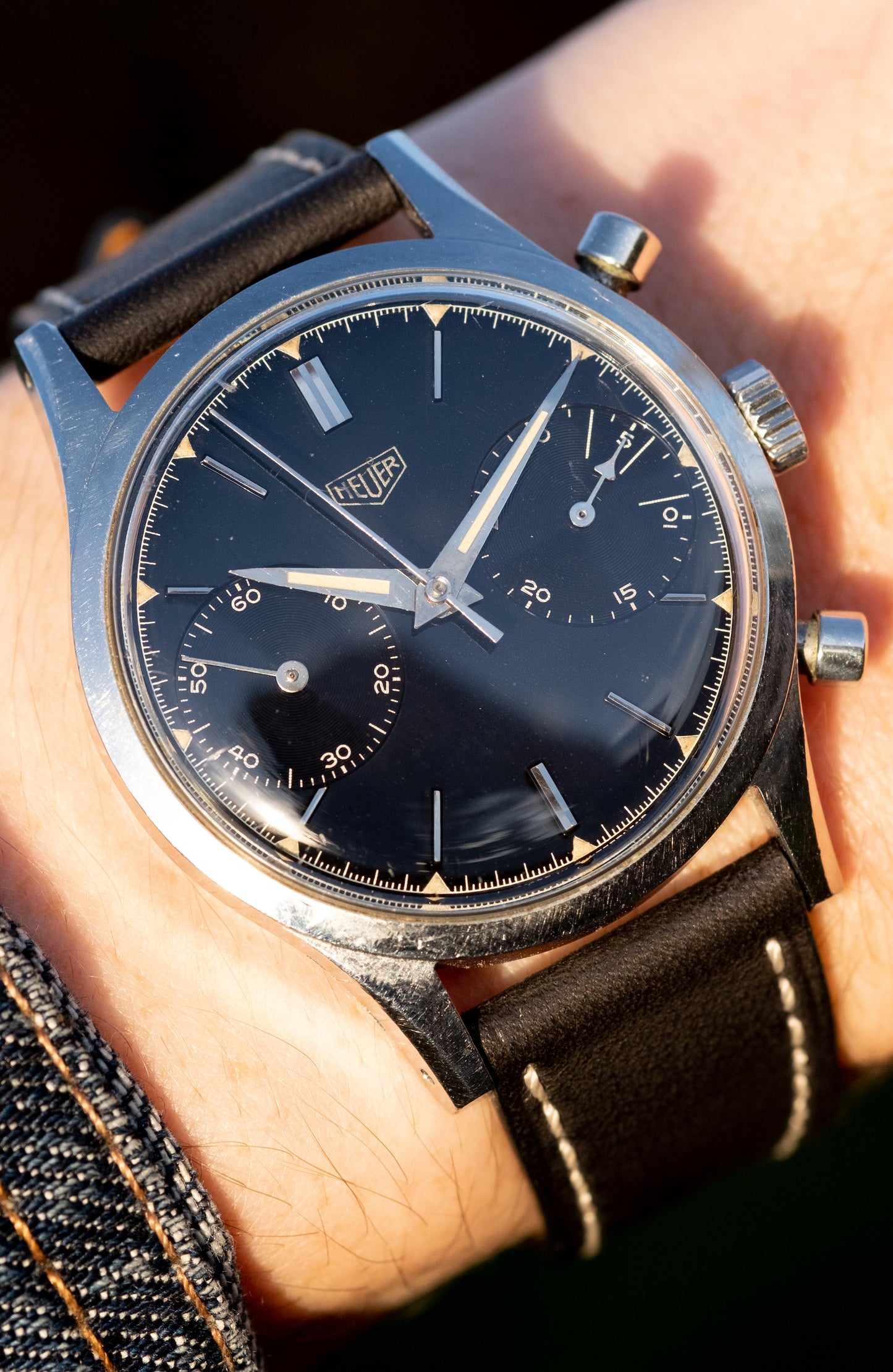 HEUER 3336N Big Eye Chronograph Gloss Black dial (c. 1955)
