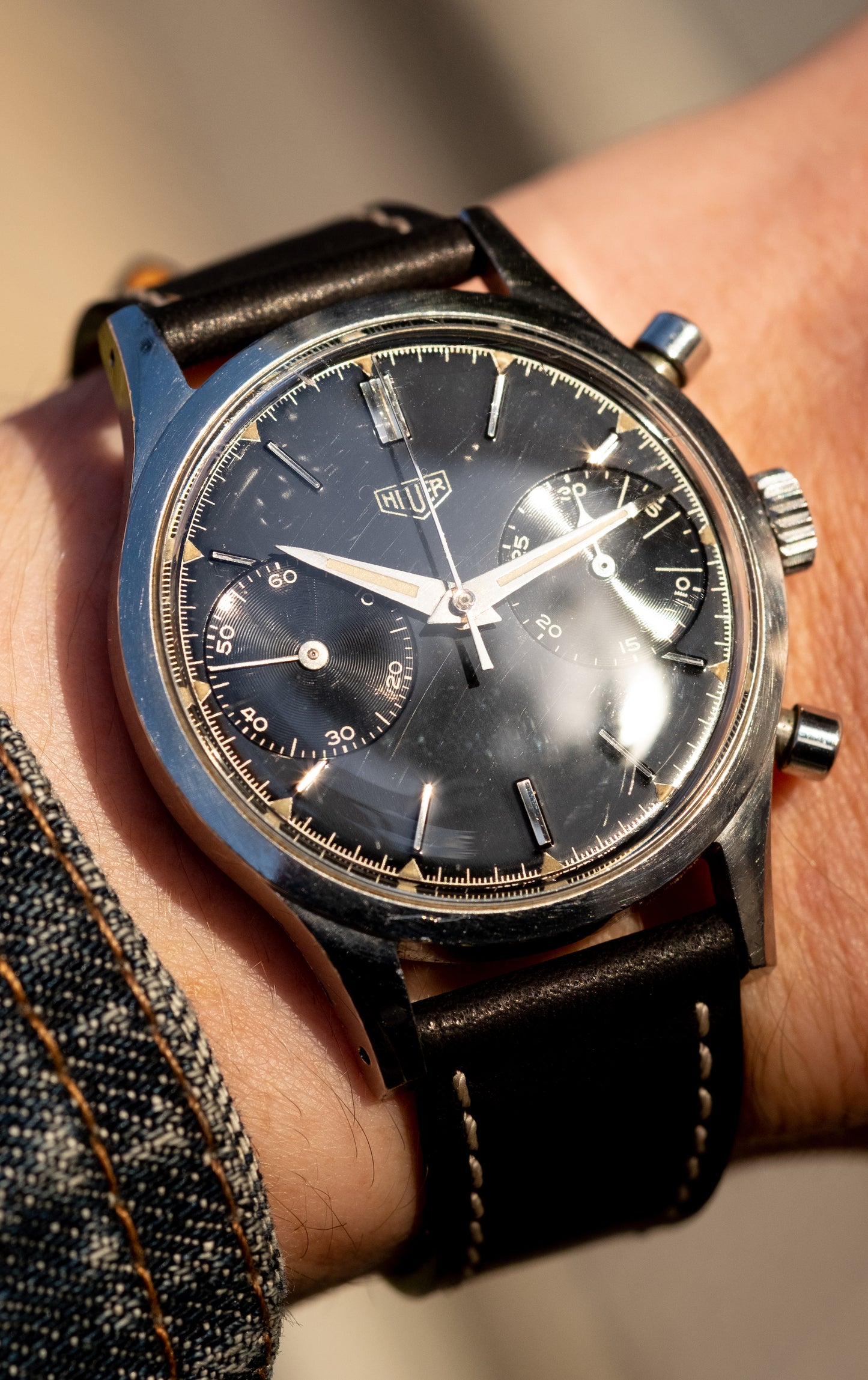 HEUER 3336N Big Eye Chronograph Gloss Black dial (c. 1955)