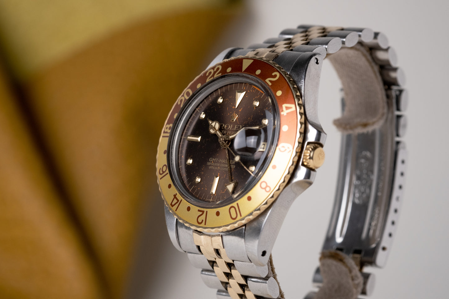 ROLEX GMT Ref. 1675 Tiger Eye Root Beer Nipple Dial (1979)