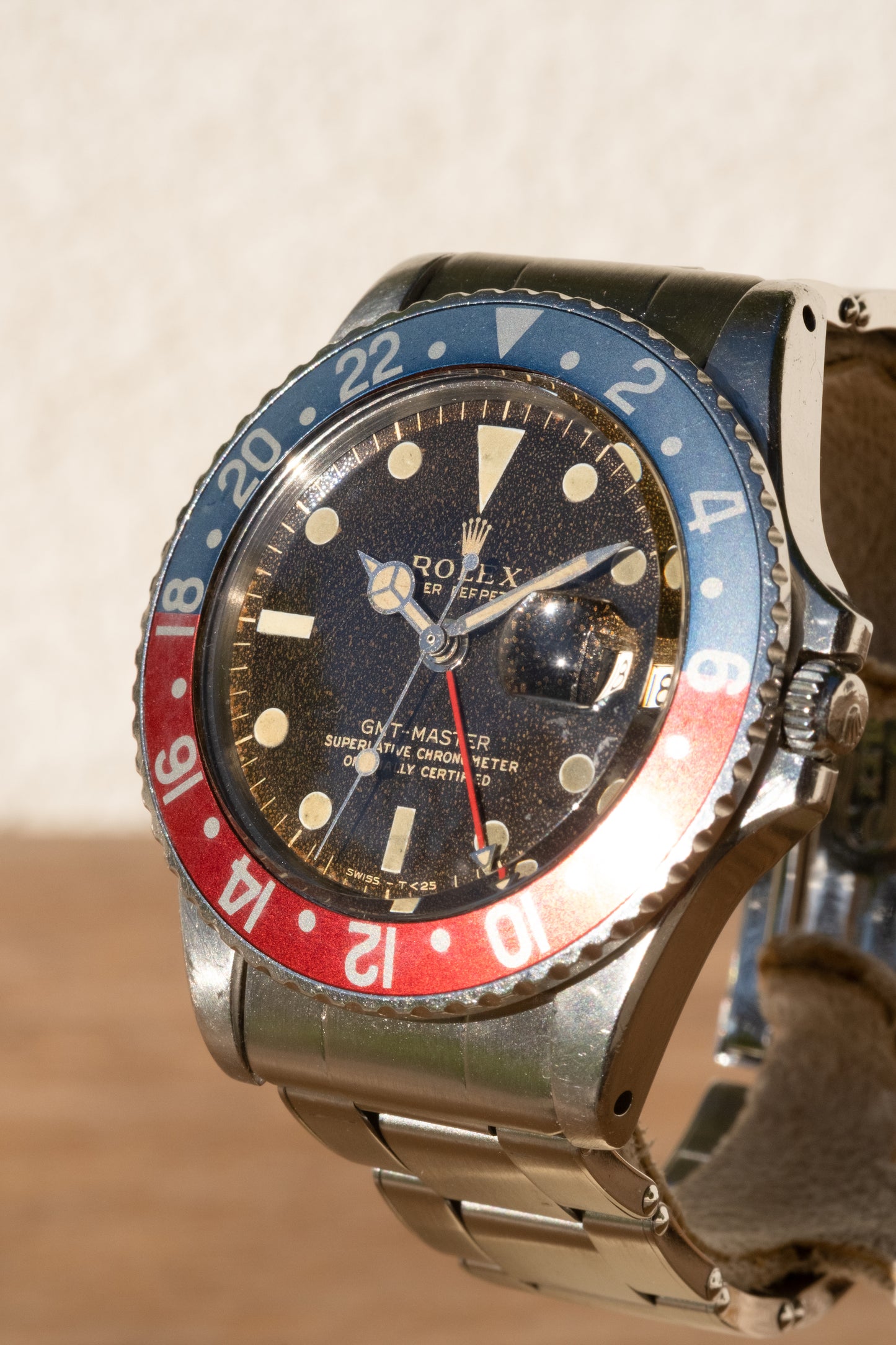 ROLEX GMT Master Ref. 1675 Gilt Gloss Tropical Dial (1966)