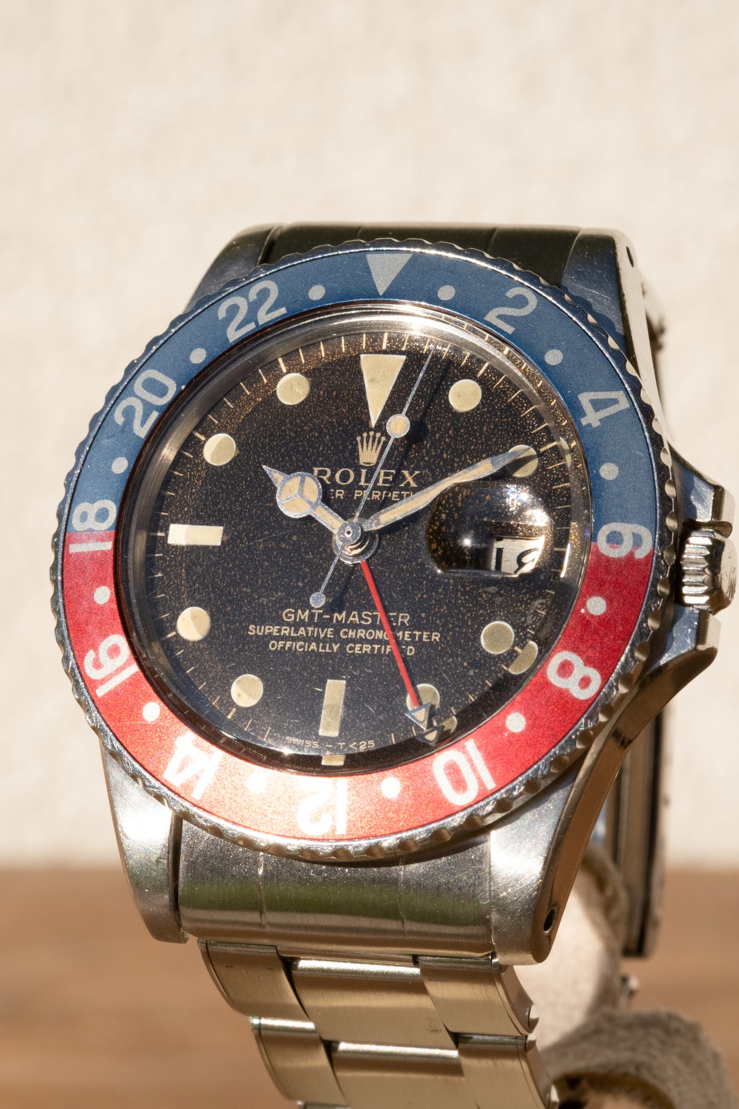 ROLEX GMT Master Ref. 1675 Gilt Gloss Tropical Dial (1966)