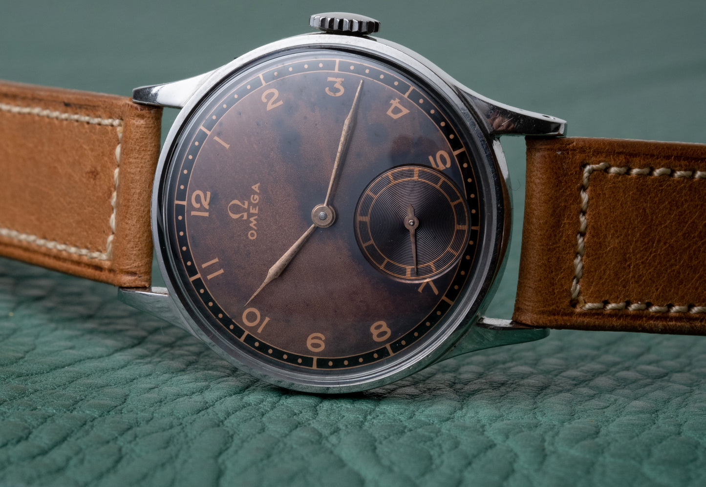OMEGA Tropical Sub Second 26.5 SOB T2 (1939)