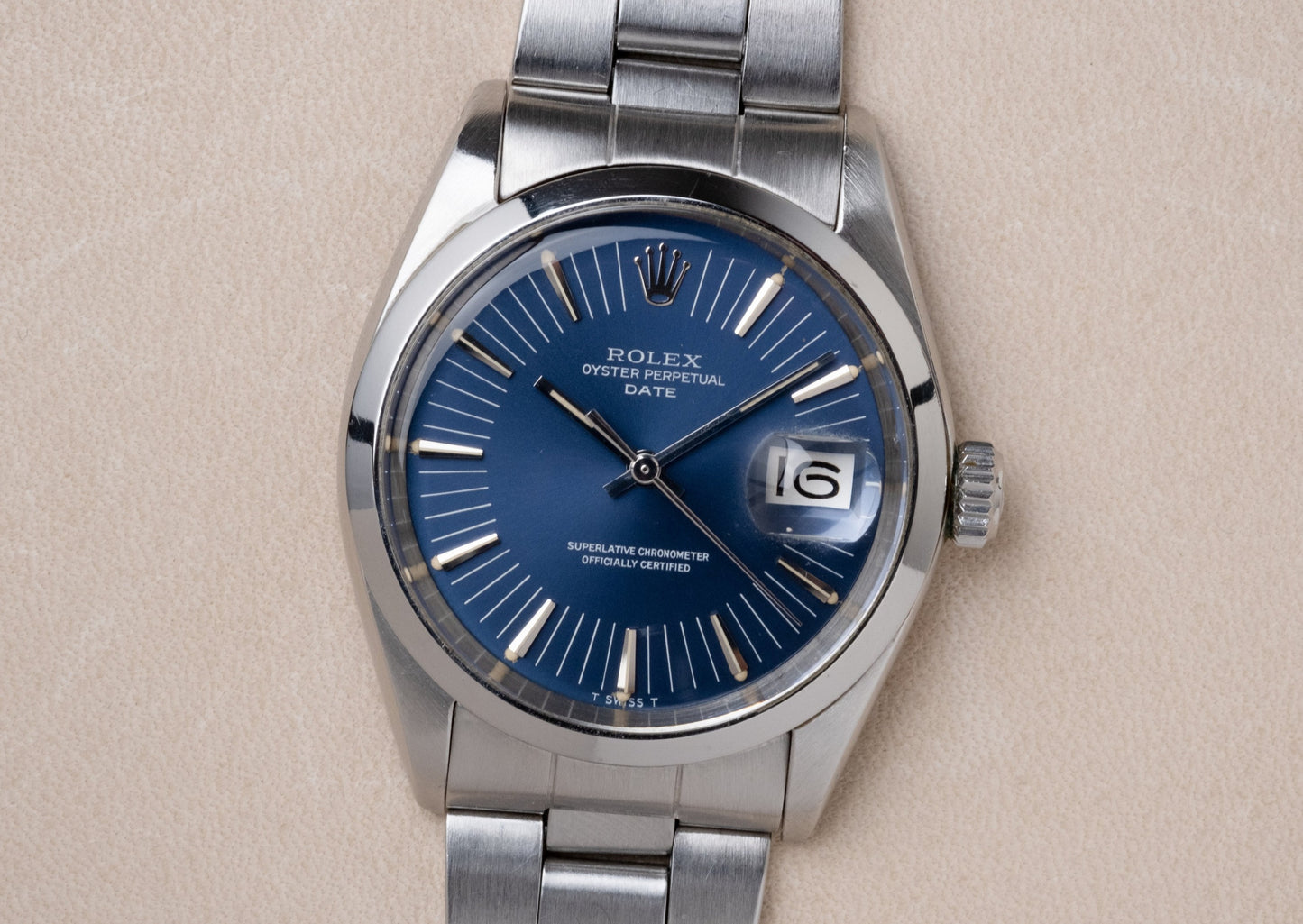 ROLEX Oyster Perpetual Date ref. 1500 RARE Long Index Blue Dial Box + Guarantee (1971)