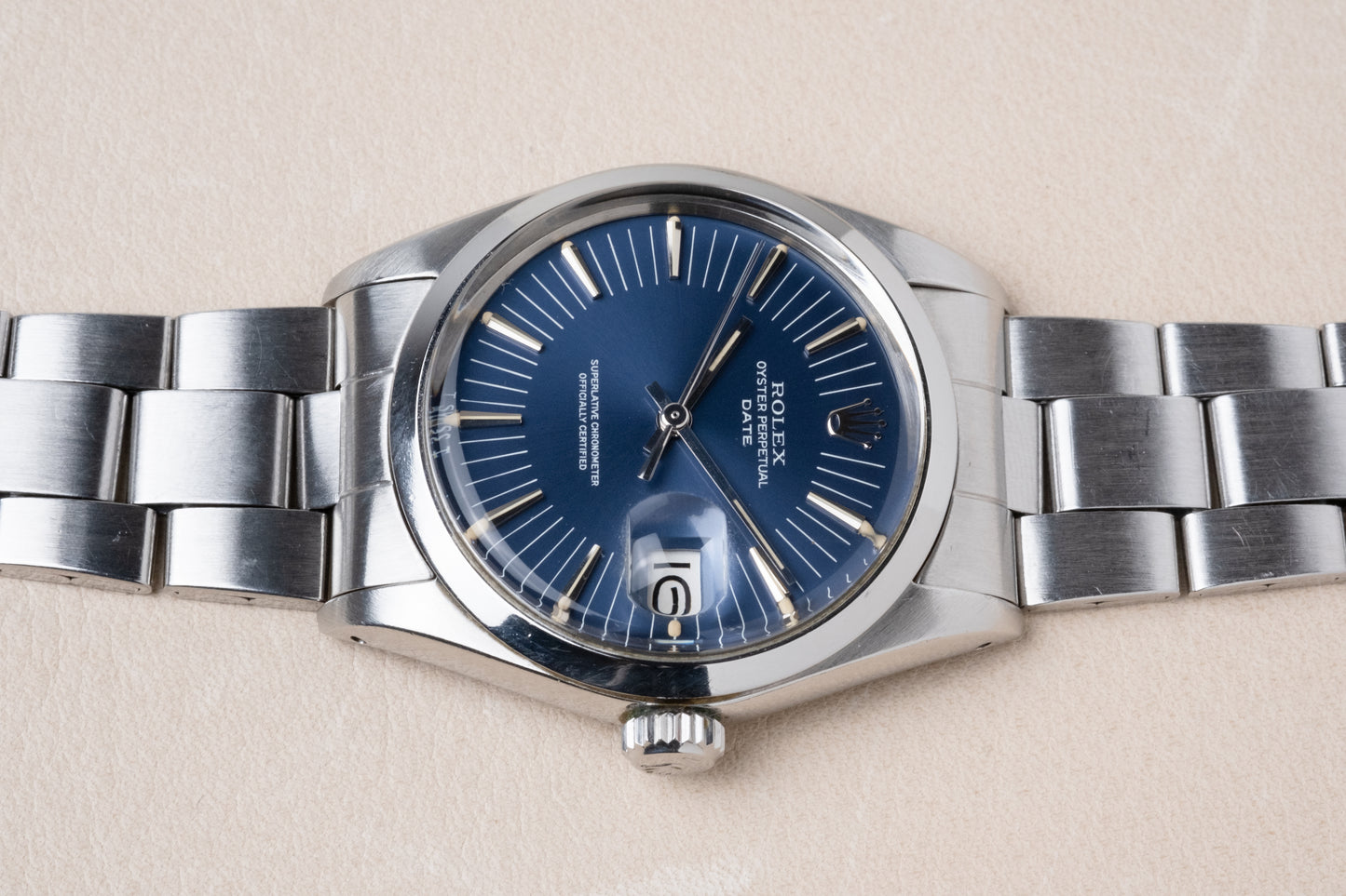 ROLEX Oyster Perpetual Date ref. 1500 RARE Long Index Blue Dial Box + Guarantee (1971)