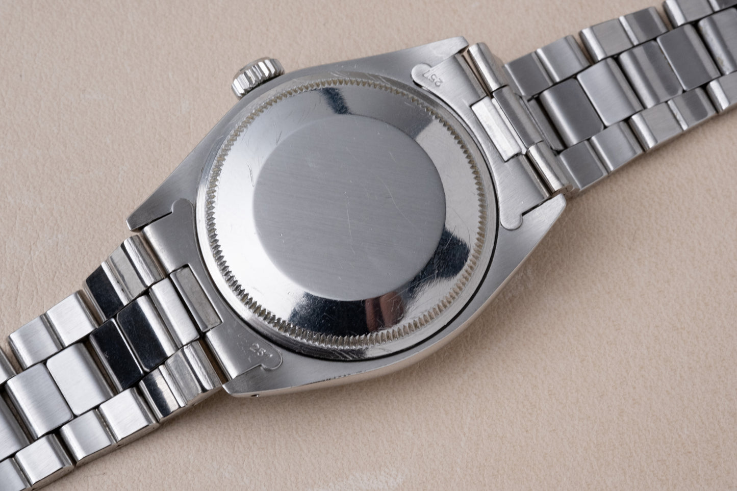 ROLEX Oyster Perpetual Date ref. 1500 RARE Long Index Blue Dial Box + Guarantee (1971)