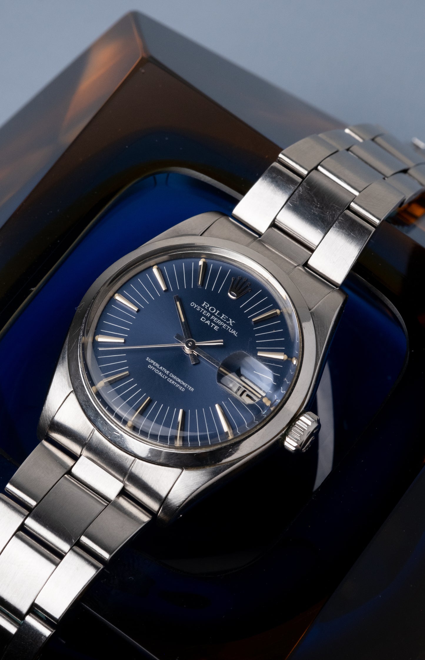 ROLEX Oyster Perpetual Date ref. 1500 RARE Long Index Blue Dial Box + Guarantee (1971)