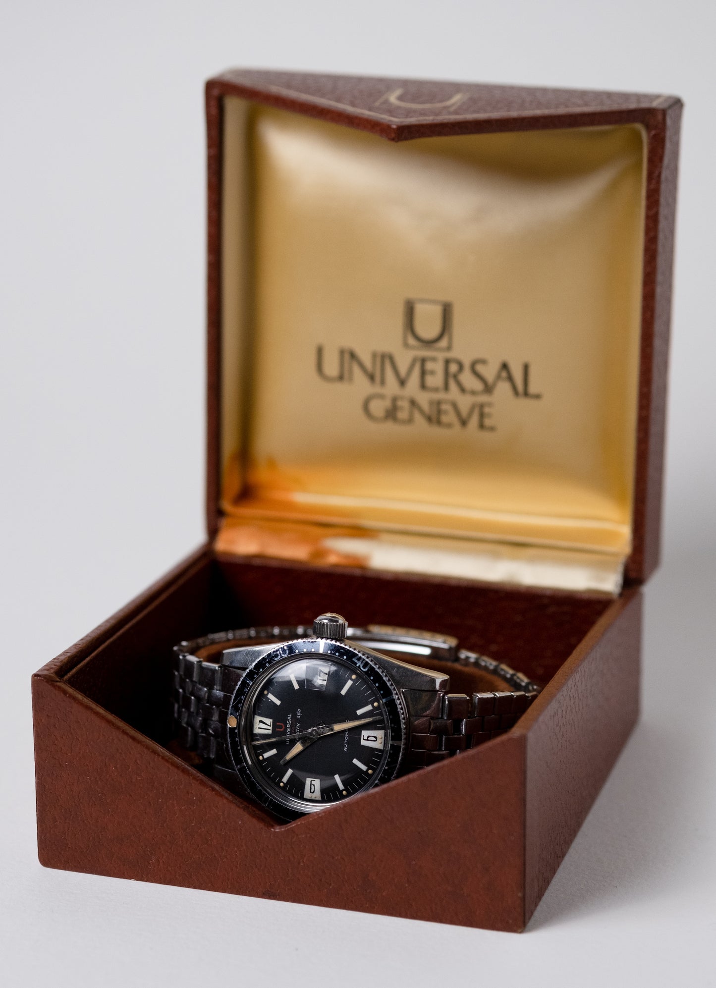 UNIVERSAL GENEVE Polerouter Sub Ref. 869109/01 (1960)