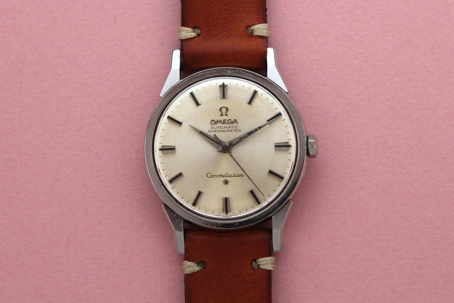 Omega Automatic Chronometer Constellation "Dog Leg" Lugs (1961)