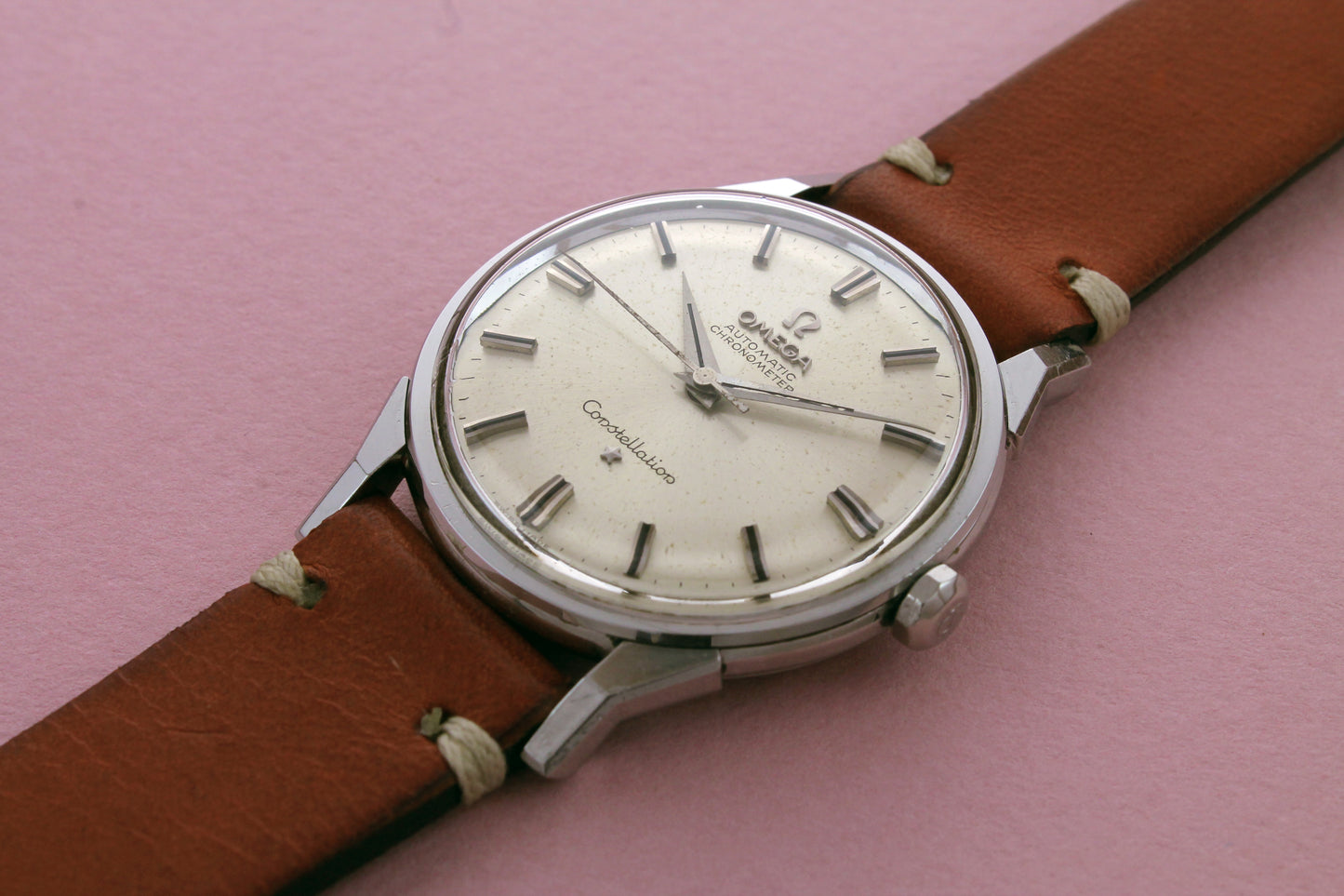 Omega Automatic Chronometer Constellation "Dog Leg" Lugs (1961)