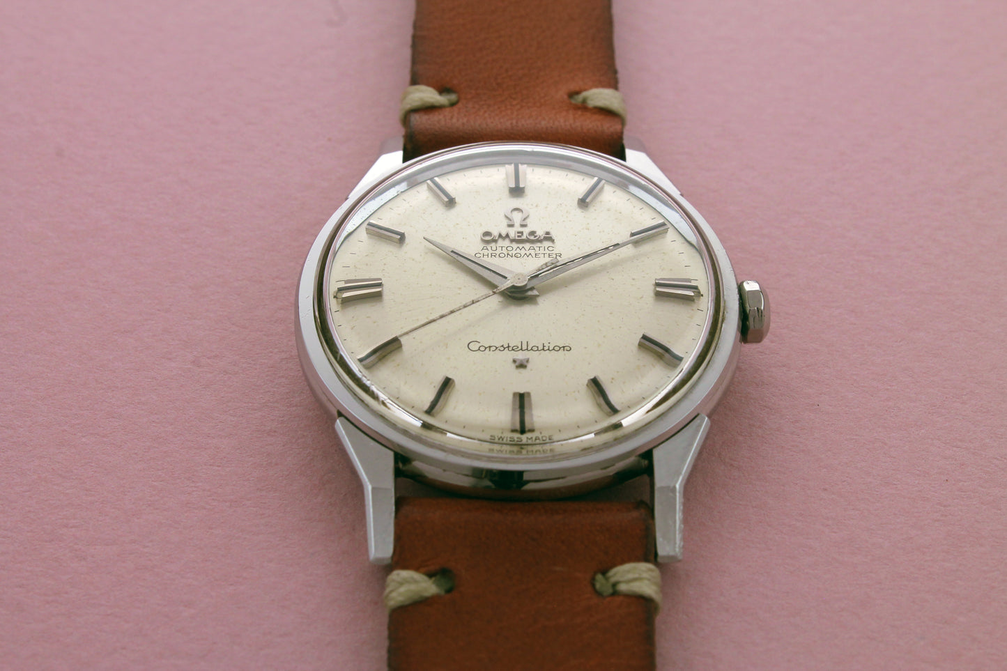 Omega Automatic Chronometer Constellation "Dog Leg" Lugs (1961)