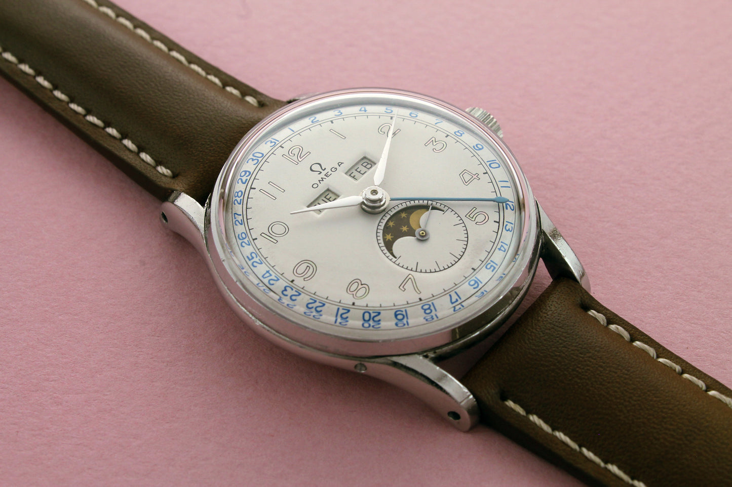 OMEGA Cosmic Triple Calendar Moonphase Ref 2471/1 (1948)