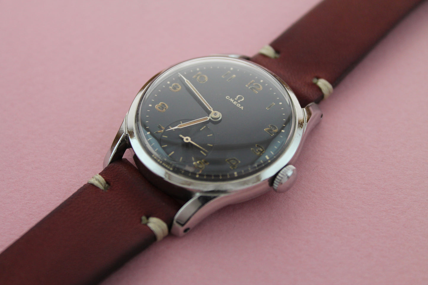 OMEGA Ref 2639 Black Dial Sub Second (1951)