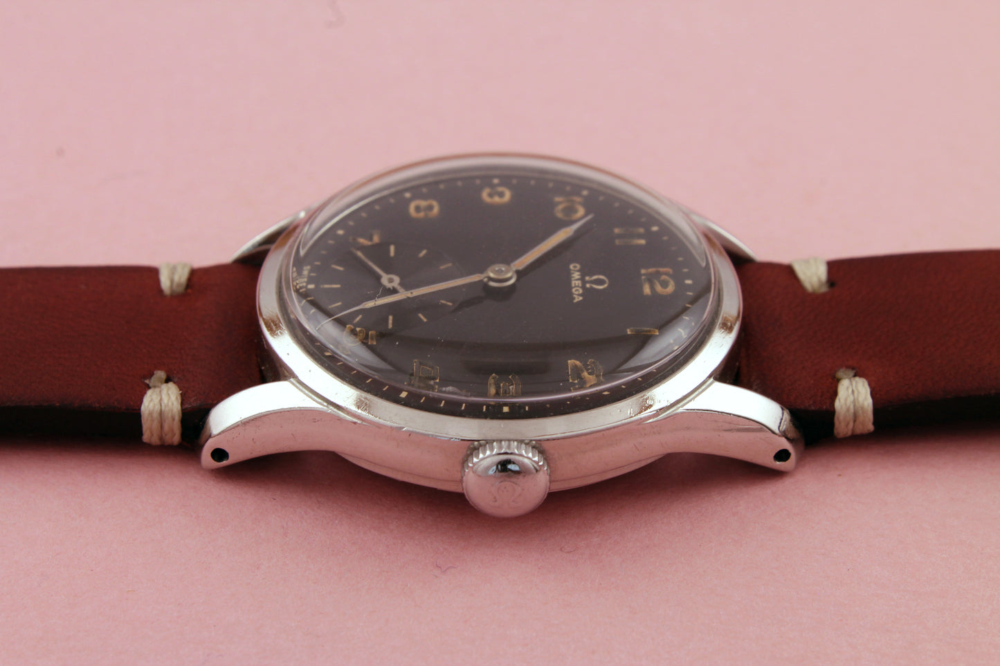OMEGA Ref 2639 Black Dial Sub Second (1951)