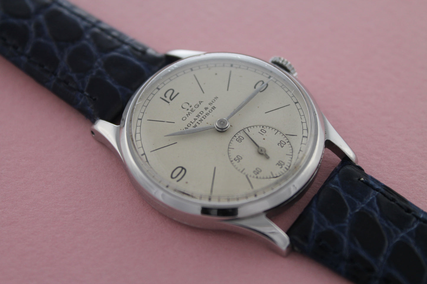 OMEGA Calibre 30T2 Sub Second (1946)