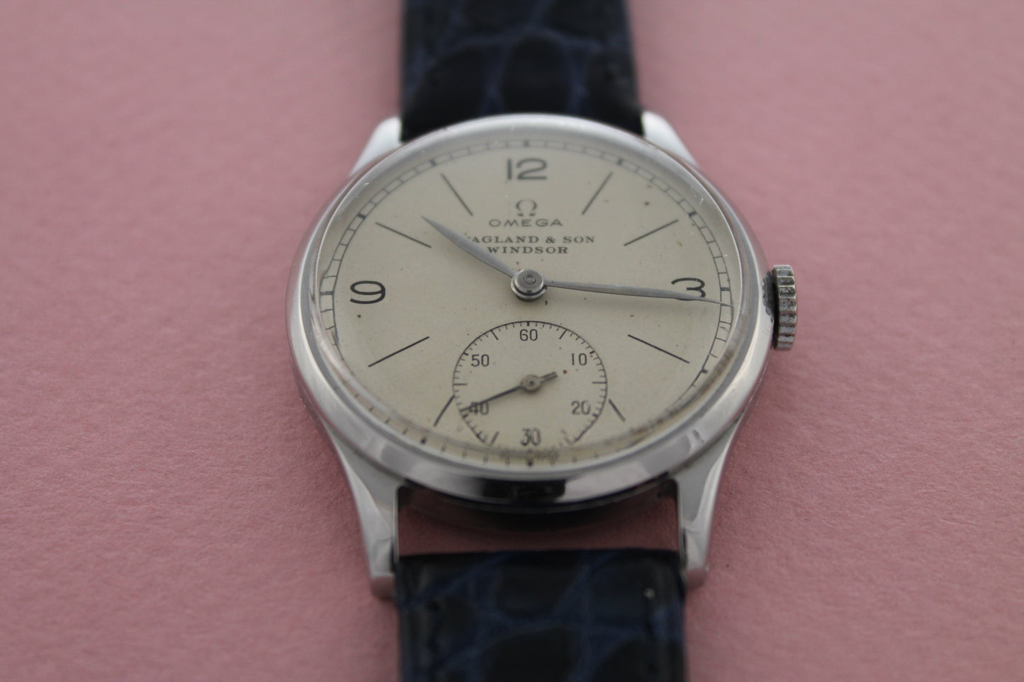 OMEGA Calibre 30T2 Sub Second (1946)