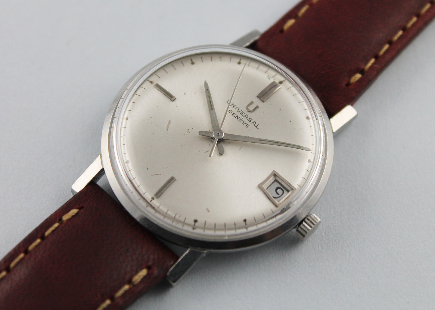 UNIVERSAL GENEVE Ref 1107 Calendar (c. 1960’s)